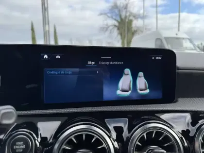 Photo 39 Mercedes Classe A  180 7G-DCT