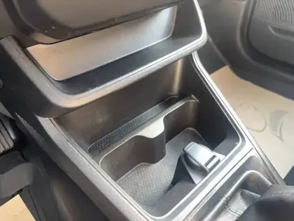 Photo 30 Renault EXPRESS (30) Gén. I Ph1 Confort 4