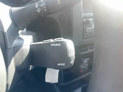 Photo 60 Renault EXPRESS (30) Gén. I Ph1 Confort 4