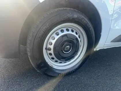 Photo 44 Renault EXPRESS (30) Gén. I Ph1 Confort 4