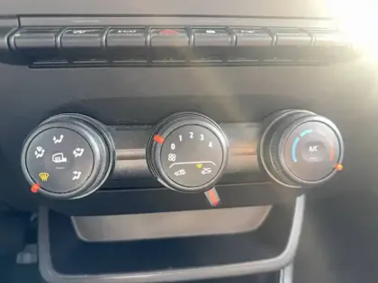 Photo 65 Renault EXPRESS (30) Gén. I Ph1 Confort 4