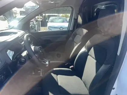 Photo 45 Renault EXPRESS (30) Gén. I Ph1 Confort 4