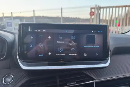 Photo 15 Peugeot 208  100 S&S BVM6