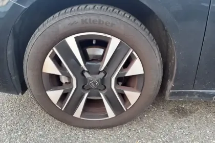 Photo 12 Peugeot 208  100 S&S BVM6