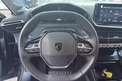 Photo 16 Peugeot 208  100 S&S BVM6