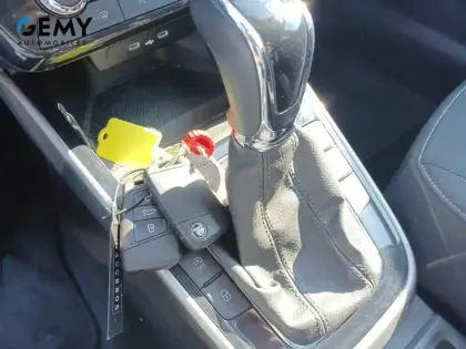 Photo 16 Skoda Fabia  1.0 TSI 110 ch DSG7