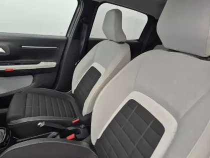 Photo 8 Citroën C3 Gén. IV Ph1 MAX 5