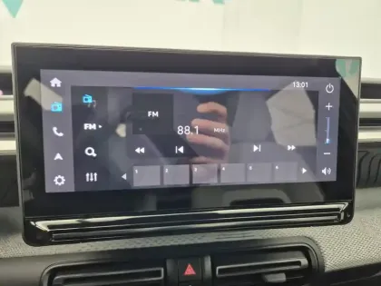 Photo 16 Citroën C3 Gén. IV Ph1 MAX 5