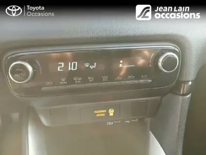 Photo 33 Toyota Yaris  Hybride 116h