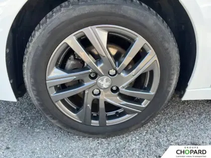 Photo 10 Peugeot 208  BlueHDi 100 S&S BVM6