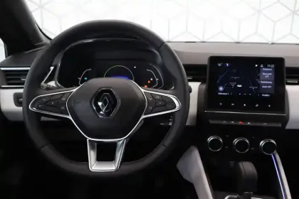 Photo 27 Renault Clio Gén. V (BJA) Ph1 NG Techno 5