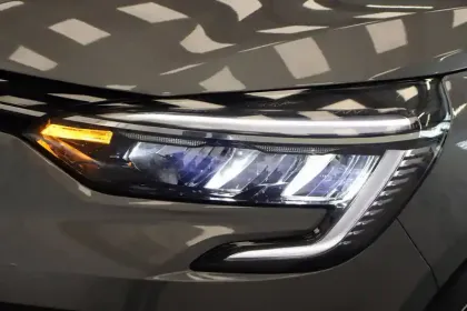 Photo 19 Renault Clio Gén. V (BJA) Ph1 NG Techno 5