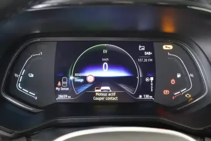 Photo 34 Renault Clio Gén. V (BJA) Ph1 NG Techno 5