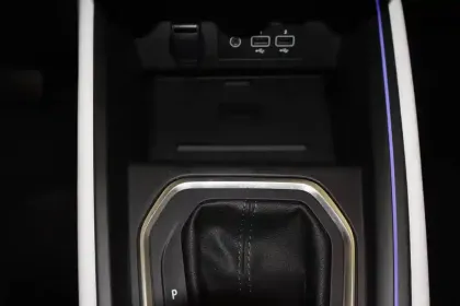 Photo 8 Renault Clio Gén. V (BJA) Ph1 NG Techno 5