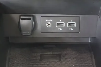 Photo 14 Renault Clio Gén. V (BJA) Ph1 NG Techno 5