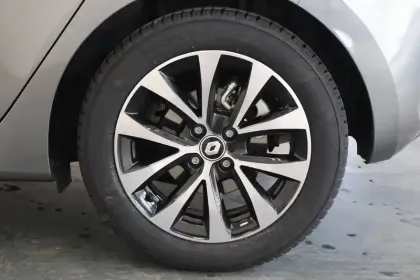 Photo 6 Renault Clio Gén. V (BJA) Ph1 NG Techno 5