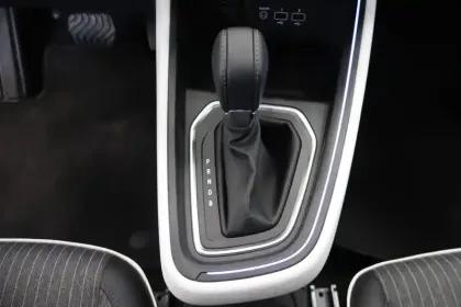 Photo 18 Renault Clio Gén. V (BJA) Ph1 NG Techno 5