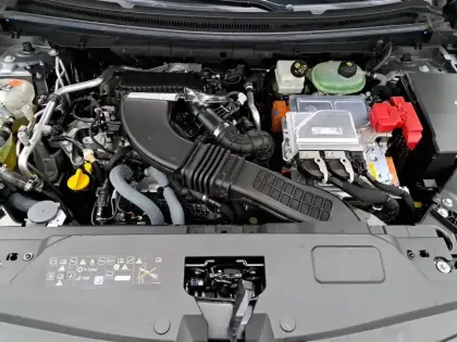 Photo 59 Renault Austral  E-Tech hybrid 200