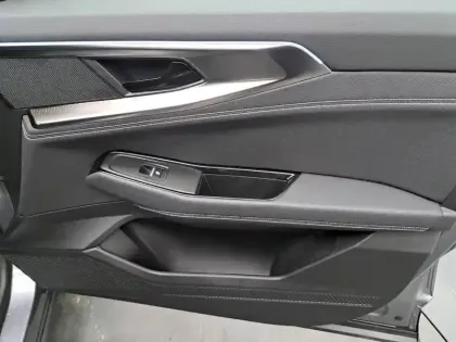 Photo 72 Renault Austral  E-Tech hybrid 200