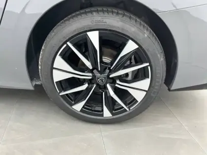 Photo 12 Peugeot 308  SW Hybrid 145 e-DCS6