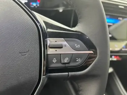 Photo 19 Peugeot 308  SW Hybrid 145 e-DCS6