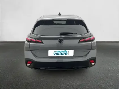 Photo 30 Peugeot 308  SW Hybrid 145 e-DCS6