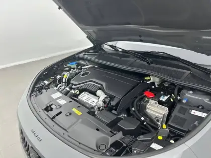 Photo 14 Peugeot 308  SW Hybrid 145 e-DCS6