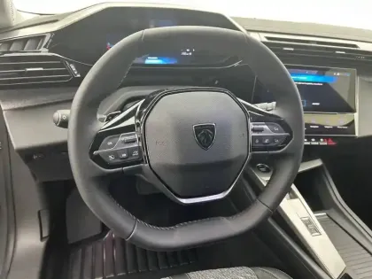 Photo 8 Peugeot 308  SW Hybrid 145 e-DCS6