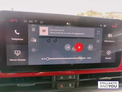 Photo 12 Fiat 600 e 54 kWh 156 ch