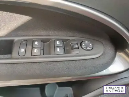 Photo 16 Fiat 600 e 54 kWh 156 ch