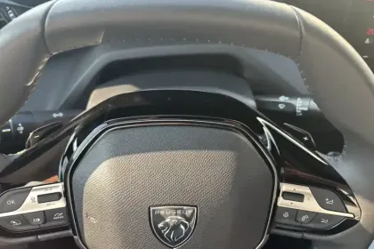 Photo 19 Peugeot 308  SW BlueHDi 130ch S&S EAT8