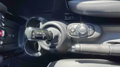 Photo 9 Mini Mini Hatch 3 Portes Cooper 136 ch DKG7