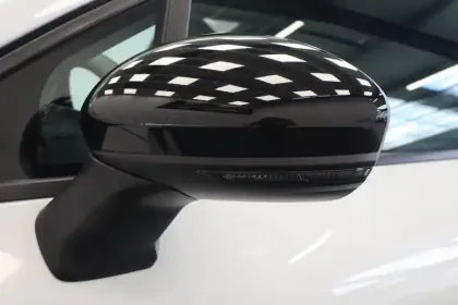 Photo 24 Renault Captur  TCe 100