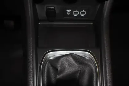 Photo 11 Renault Captur  TCe 100