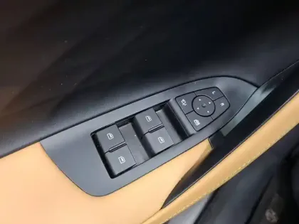 Photo 103 Mg EHS  1.5T PHEV 272 ch