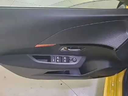 Photo 68 Peugeot 208 Gén. II Ph1 NG Active Pack 5