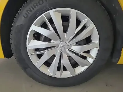 Photo 36 Peugeot 208 Gén. II Ph1 NG Active Pack 5