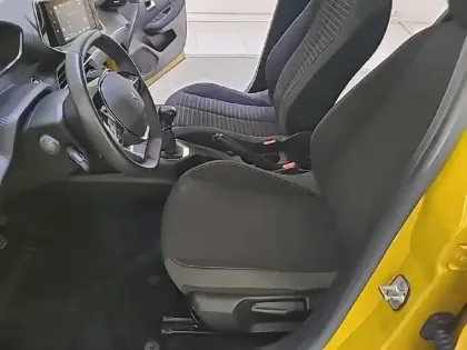 Photo 34 Peugeot 208 Gén. II Ph1 NG Active Pack 5