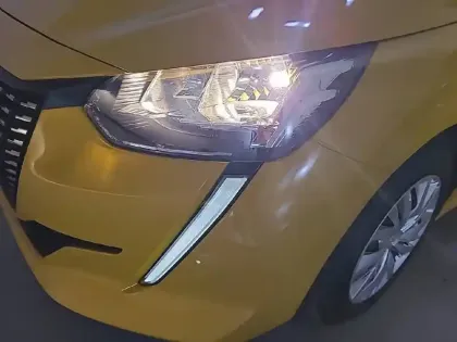 Photo 39 Peugeot 208 Gén. II Ph1 NG Active Pack 5