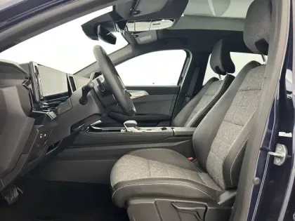 Photo 26 Renault Espace  E-Tech full hybrid 200 GSR2