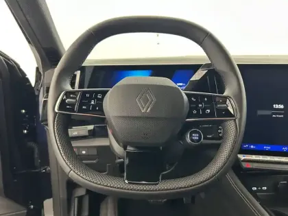 Photo 32 Renault Espace  E-Tech full hybrid 200 GSR2