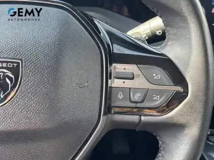 Photo 12 Peugeot 308  SW BlueHDi 130ch S&S EAT8