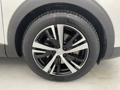 Photo 17 Peugeot 3008  Hybrid 225 e-EAT8