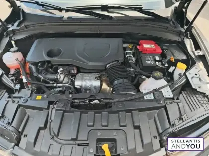 Photo 13 Alfa Romeo Tonale  1.3 Hybride Rechargeable PHEV 280ch AT6 e-Q4
