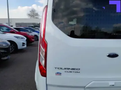 Photo 18 Ford Tourneo  Custom 320 L1H1 2.0 EcoBlue 130 BVA