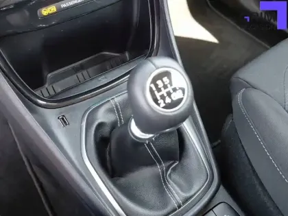 Photo 35 Ford Puma Gén. II Ph1 Titanium Business 5