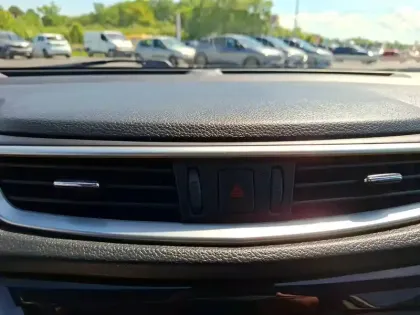 Photo 37 Nissan Qashqai  1.3 DIG-T 140