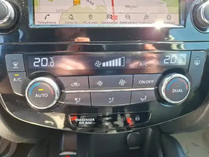 Photo 40 Nissan Qashqai  1.3 DIG-T 140