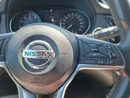 Photo 47 Nissan Qashqai  1.3 DIG-T 140