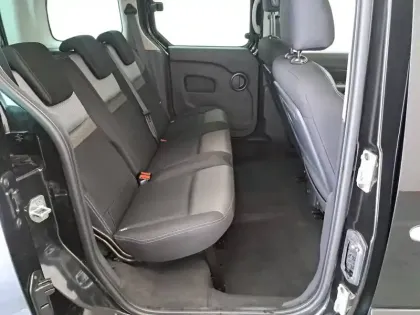 Photo 20 Renault Kangoo  dCi 110 Energy